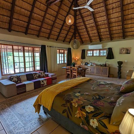 Hasekamp Family Bush Lodge Hoedspruit Eksteriør billede